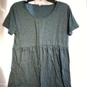 Short sleeve maternity blouse